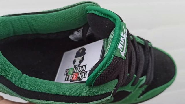 Зимние SB Dunk смотреть онлайн