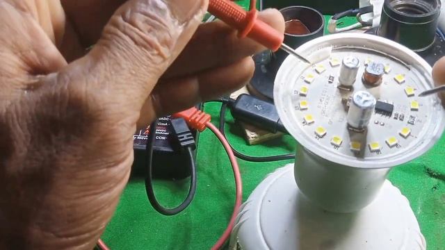 Perbaiki lampu LED 15 Watt dengan cara nol rp dan di jamin awet sepanjang masa#caraservislampuled смотреть онлайн