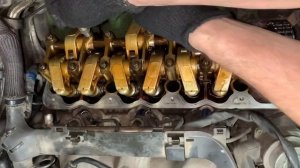 W211.маслосъёмные колпачки ЗАМЕНА (М112)