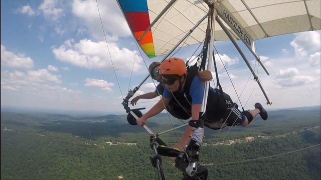 Cam Odem Tandem Hang Gliding at Lookout Mountain Flight Park смотреть онлайн
