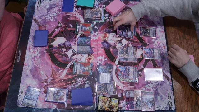 Revenger Vs Revenger - Cardfight Vanguard Premium Format Playtesting March 2024 смотреть онлайн
