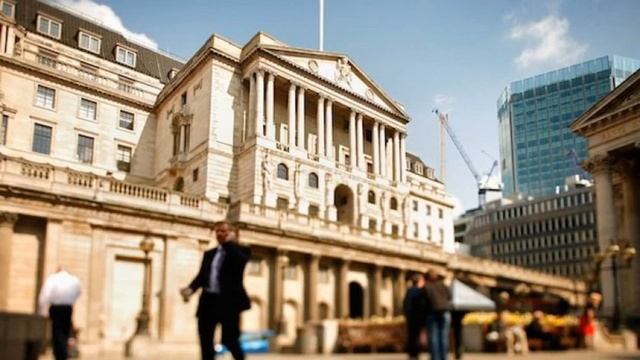 Bank of England holds interest rate at 0.75 per cent смотреть онлайн