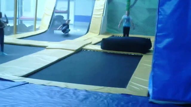 1 Сентября в Zero Gravity смотреть онлайн