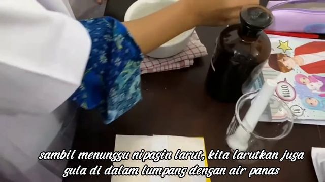 Praktek pembuatan Syrup simpleks XII Farmasi Industri смотреть онлайн
