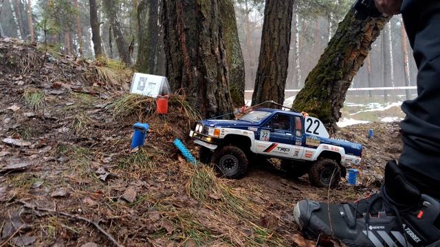 RC4WD Toyota Hilux SR5, заезд класса 0 на соревнованиях RCTEG Зимний триал 2025