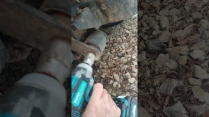 аккумуляторный гайковёрт.