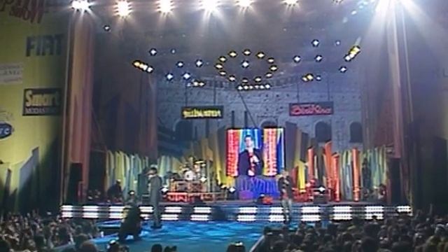 Zero Assoluto - Mezz'Ora - Live смотреть онлайн