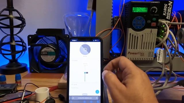 Controlando un VFD Allen Bradley usando MQTT Ubidots y Red Lion DA50 смотреть онлайн