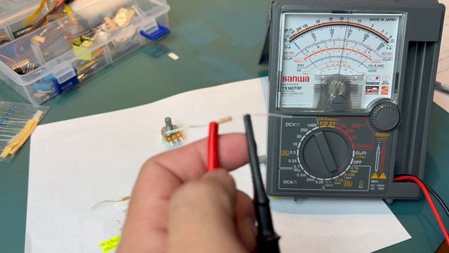 How to test resistor using analog tester(tagalog) смотреть онлайн