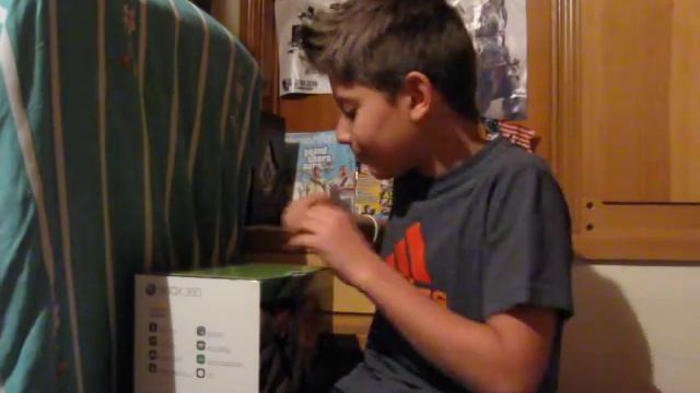 VIDEO APERTURA XBOX360 & CANALE!! смотреть онлайн