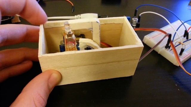 *RAW Arduino Experiments* Useless Box 1 смотреть онлайн