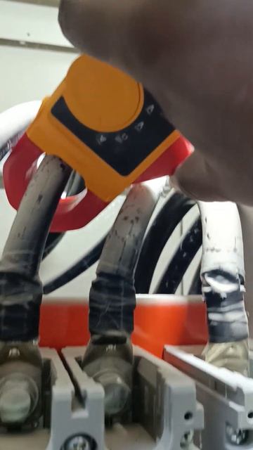Corrente do capacitor de correção 2 смотреть онлайн