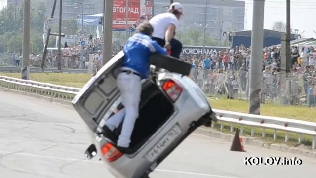 27.05.2012 - Тольятти Трюк. Смена колес смотреть онлайн