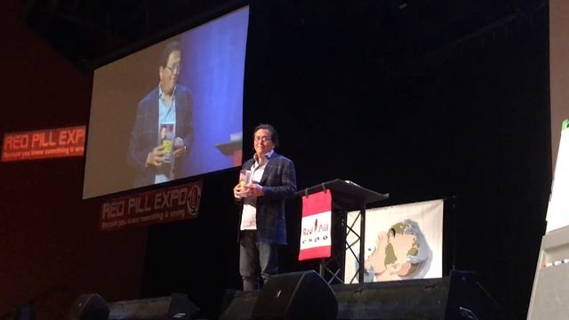 Robert Kiyosaki front row seat from the red pill expo (Part 1) смотреть онлайн