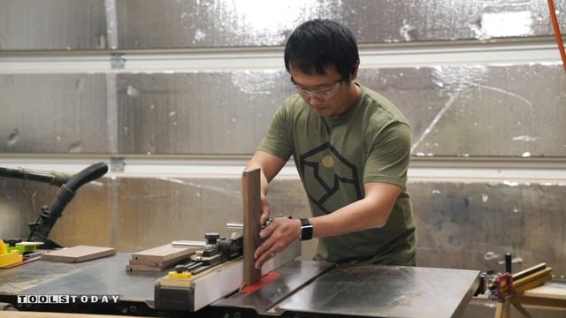 How to Make a Modern Entryway Bench | ToolsToday смотреть онлайн