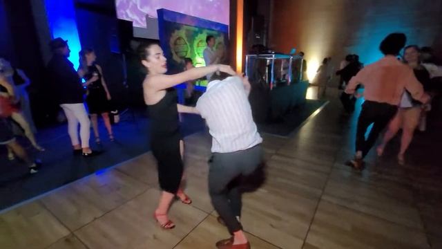 Adrian Stanko & AnaBana | Salsa social dance (mambo) | Bachaturo 2022 смотреть онлайн