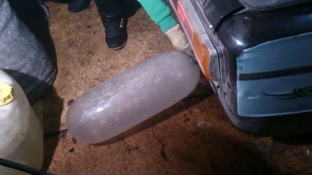 Презерватив - проверка на прочность