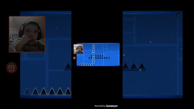 мы играем в геометрия даш смотреть онлайн