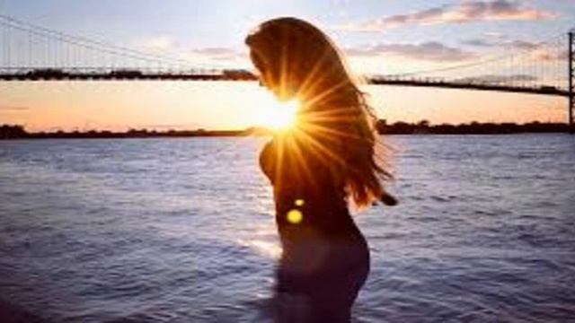 Ellie Goulding Outside Deeperise & Tolgah Remix смотреть онлайн