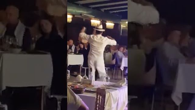 Ece Berker-Bana Yalan Soylediler (Feat. Roger Sanchez) смотреть онлайн