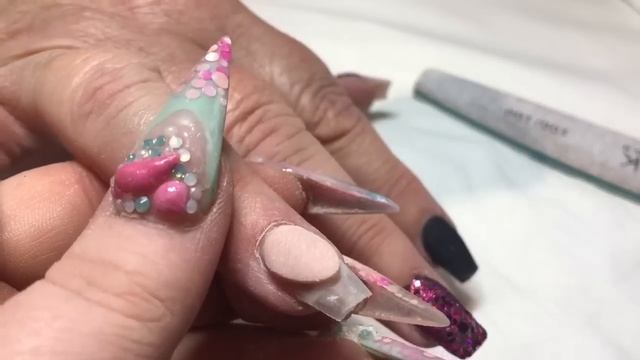 Cats eye ~ cherry cola glitter ~ short acrylic nails смотреть онлайн