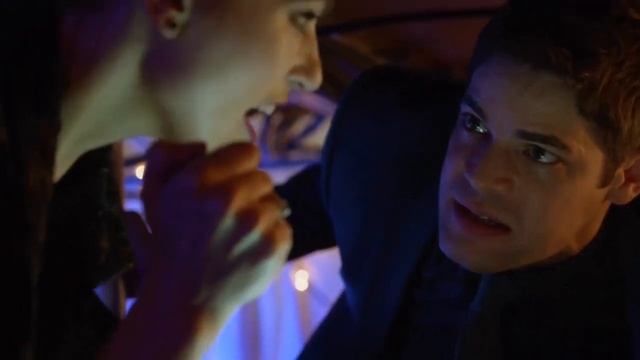 Supergirl 2x05 Mon-El & Supergirl vs Cadmus Gang - Part #14 смотреть онлайн