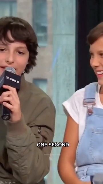 Millie Bobby brown, Finn wolfhard and Noah schnapp funny moment #milliebobbybrown #shorts смотреть онлайн