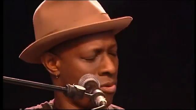 Keb' Mo' Henry (Cambridge Folk Fest 2004)