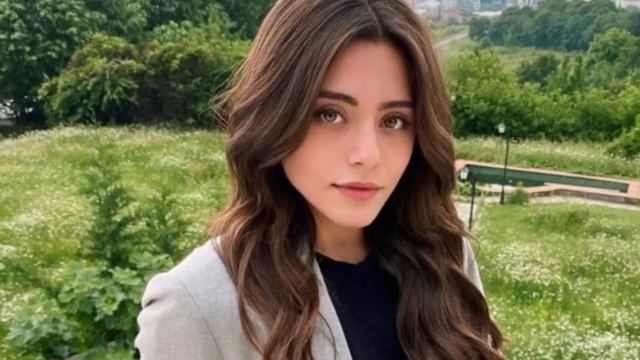 ¡La nueva pareja de la serie Sıla Türkoğlu y Doğukan Güngör explotaron las redes sociales! смотреть онлайн