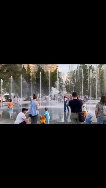 Фонтан в Центральном парке #shorts #рекомендации #парк#выходные #слюбимым❤️