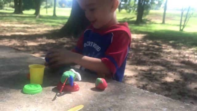 FUN PlAY with KIDDY DOUGH / Toys Review / Kids Show смотреть онлайн