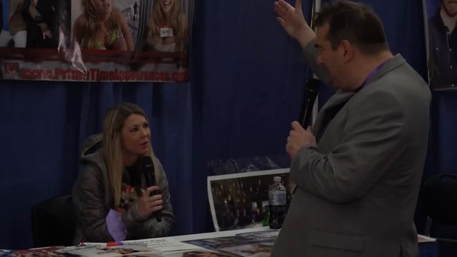 TARA REID INTERVIEW! - RI Comic Con 2021 смотреть онлайн