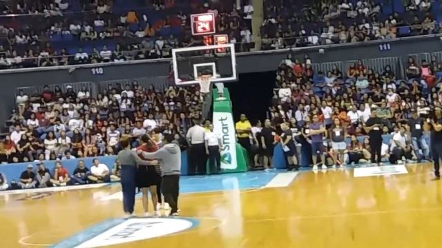 [2017.08.13] Yohan Hwang serenades Daniel Padilla's sister Magui смотреть онлайн