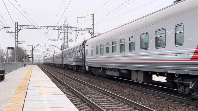 ЭП1М-576 с поездом №075С Симферополь-Омск. смотреть онлайн