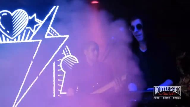 Пятница 13 в Bootlegger Muzcafe