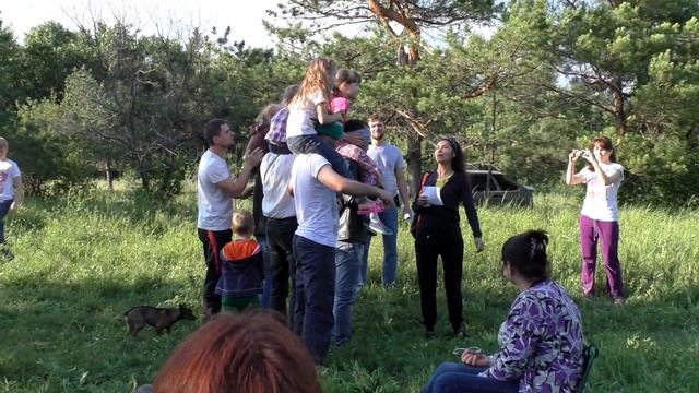 "За чашкой чая" на природе смотреть онлайн
