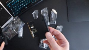 Unboxing ASUS ROG Crosshair VIII Impact