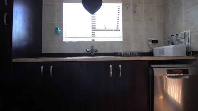 R2,299,000 | LOW MAINTENANCE HOUSE AND SMALL GARDEN! | 9 Eland street смотреть онлайн