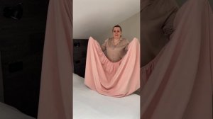 Как легко сложить простынь на резинке