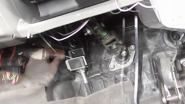 Лада Калина. Регулировка троса сцепления.