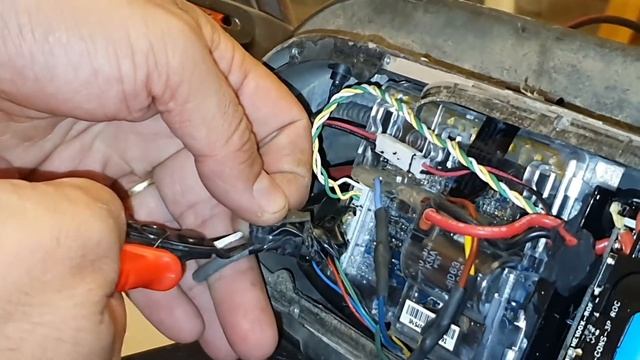 Xiaomi m365 not powering up fix. смотреть онлайн