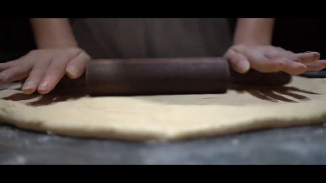 Your Food Remedy - Cinnamon Rolls Promotional Video смотреть онлайн