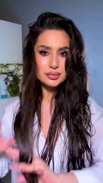 Объем у корней, блеск и гладкость по длине - это Moroccanoil💙 смотреть онлайн