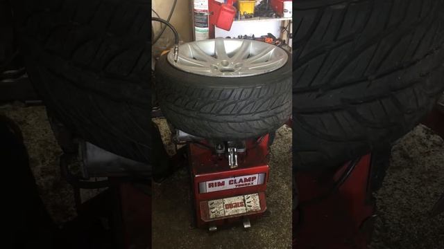 Bmw Style 95 Tire stretch смотреть онлайн