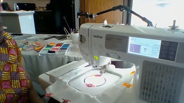 Live Embroidery Chat смотреть онлайн
