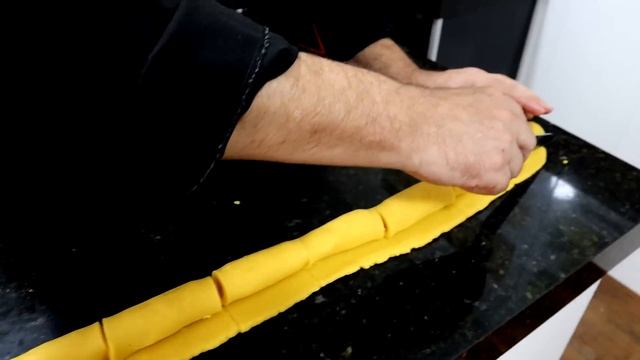 ROLINHOS DE BATATA DE 1 REAL SALGADO ESPECIAL DESMANCHA NA BOCA смотреть онлайн