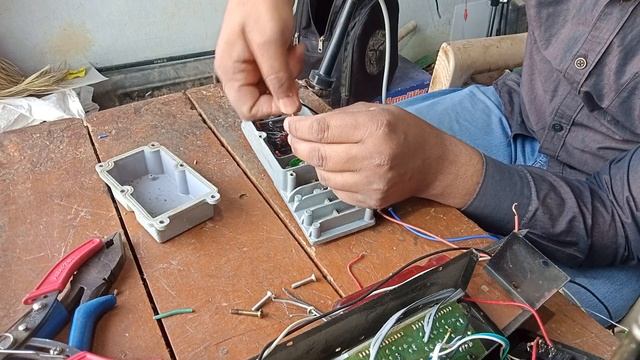 om electronic lab 50 Watt street lamp Bajaj repair смотреть онлайн