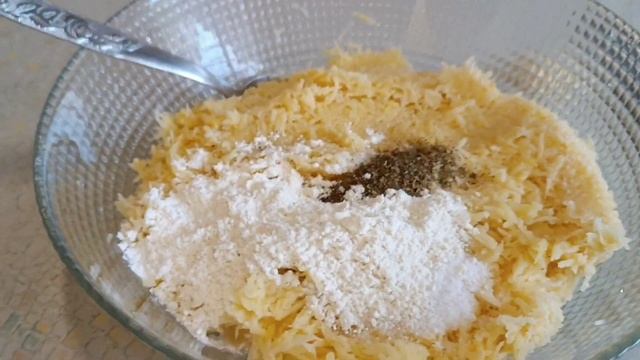 НЕВЕРОЯТНО ВКУСНЫЕ КАРТОФЕЛЬНЫЕ ШАРИКИ С ЛУКОМ И ЧЕСНОКОМ TATER TOTS