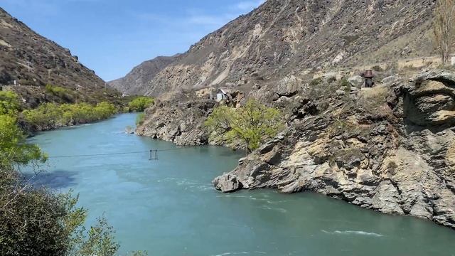 Из России в новозеландскую глубинку, жизнь в поселке на краю света, это вам не Патрики смотреть онлайн