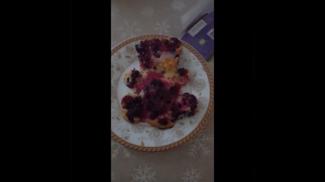 Медведь 🐻 Валера в виде пирога 🥧 смотреть онлайн